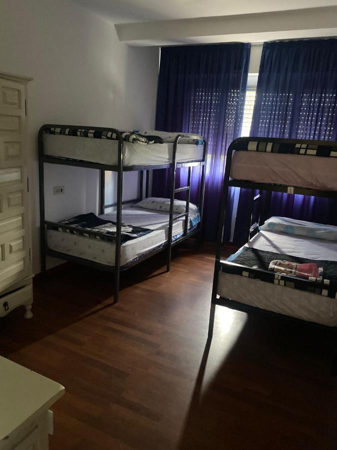 Albergue Pension Flavia Padrón Buitenkant foto